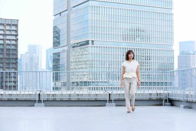 現在、29歳になった青木さん　©Shigeki Yamamoto