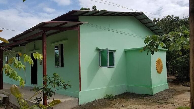 ミャンマーに建てた学校の外観（本人提供）