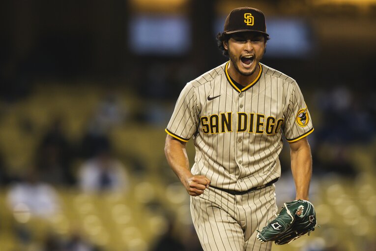 ピンチを切り抜け叫ぶダルビッシュ©Getty Images