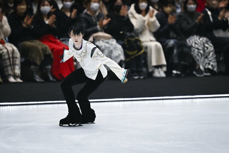 「1番、羽生結弦さん」“企画もプロデュースも出演も”羽生結弦…記者が驚いたプロ初のアイスショーの中身「まさか90分を1人で…」(70)