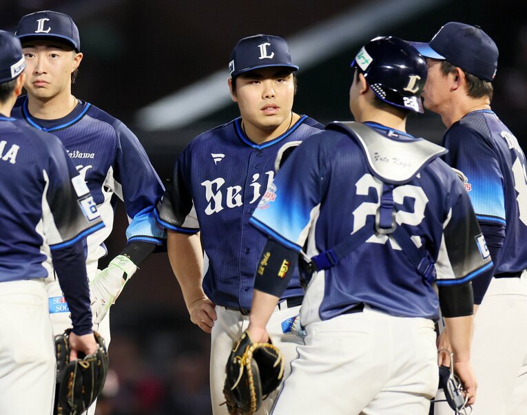 孤高の存在からリーダーへ。平良の立場も大きく変わった　©JIJI PRESS