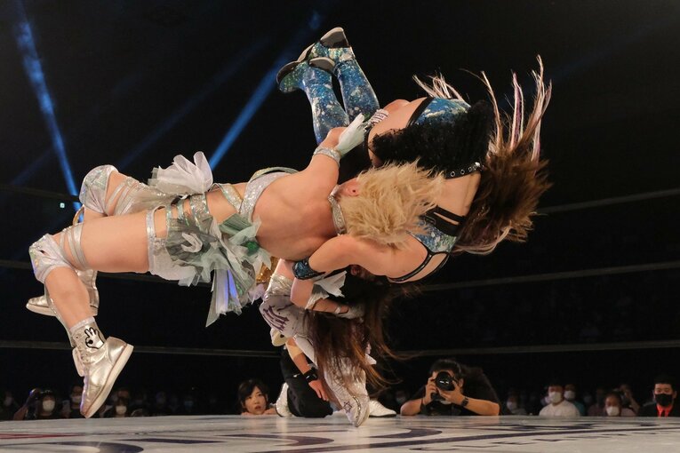 「ビューティ・ペアを超える」スターダム中野たむ＆なつぽいが目指す“女子プロレスの王道”「夢は武道館で単独ライブ」(50)