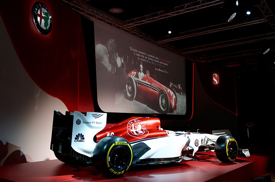 アルファ・ロメオ30年ぶりF1復帰。フェラーリの後押しと数奇な縁。<Number Web> photograph by Sauber