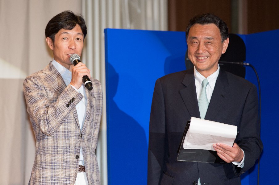 「なぜ日本人はそんなに凱旋門賞にこだわるの？」外国人の素朴な疑問に“世界の合田”はどう答えたのか「なにせ2着が4回もあるわけで…」＜Number Web＞ photograph by Getty Images