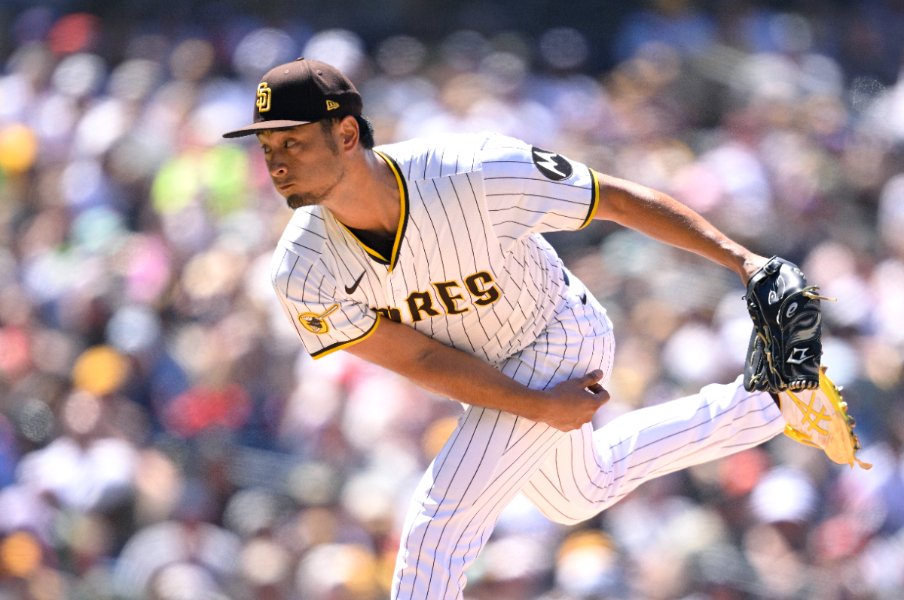 「実は新球の開発を…」ダルビッシュ有“日米通算204勝”偉業の陰に「東北高時代に投げていた」“伝説の魔球”の解禁計画と38歳のモデルチェンジ＜Number Web＞ photograph by Getty Images