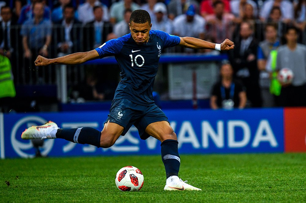 ロシアW杯で一躍スターダムにのし上がったムバッペ　©Takuya Sugiyama/JMPA