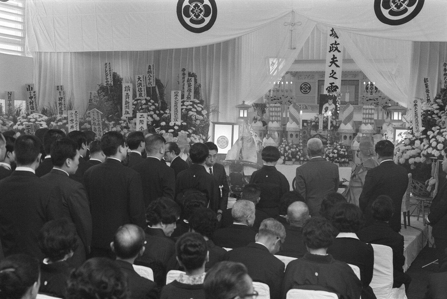 急逝した大場の葬儀　©JIJI PRESS