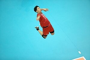 想像を遥かに超えたサービスエース！19歳西田有志に、仲間も世界も慄く