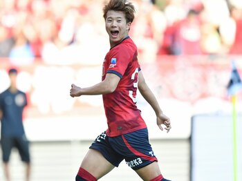 「内田篤人のようだ」J1鹿島がホレた“超攻撃型SB”濃野公人22歳の原点「ケガ離脱も…“DFなのに9ゴール”は森保監督も無視できない？」＜Number Web＞ photograph by AFLO