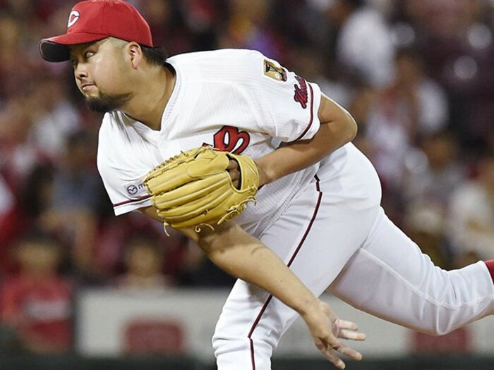 カープ中崎翔太は無事是名馬である。控え目な守護神の驚異的な安定感。＜Number Web＞ photograph by Kyodo News