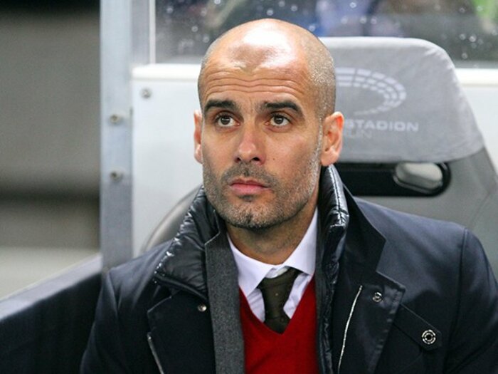 「斜めのパス」とビルドアップ力。ペップで知る、サッカーの新観戦術。＜Number Web＞ photograph by AFLO