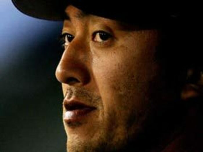 「日本人選手シーズンオフの処遇を読む」＜Number Web＞ photograph by Gettyimages/AFLO