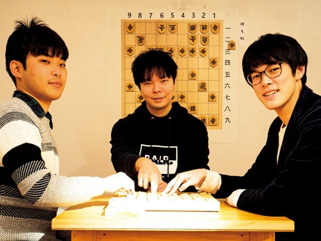 俊英棋士検討会］藤井聡太の“最強の一手”とは？ 三枚堂達也×高見泰地