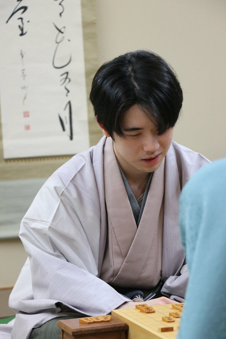 王将戦第5局、激選後の2人の様子（写真は右に続きます）　©Shintaro Okawa