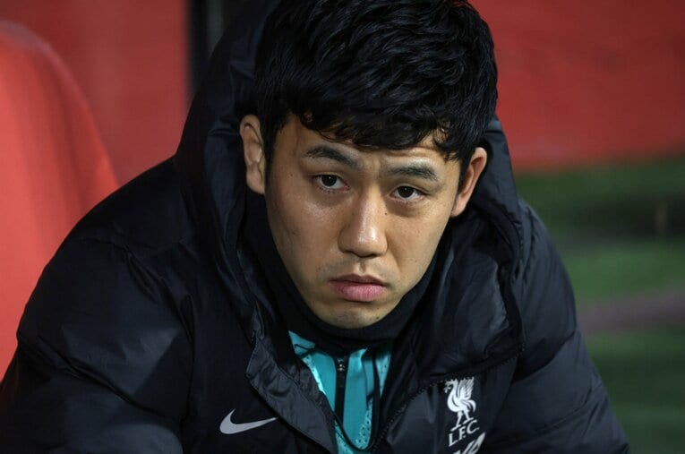 リバプール遠藤航32歳。チームはプレミアリーグ優勝が近づくが、遠藤はスタメン落ちが続く ／ photograph by AFLO