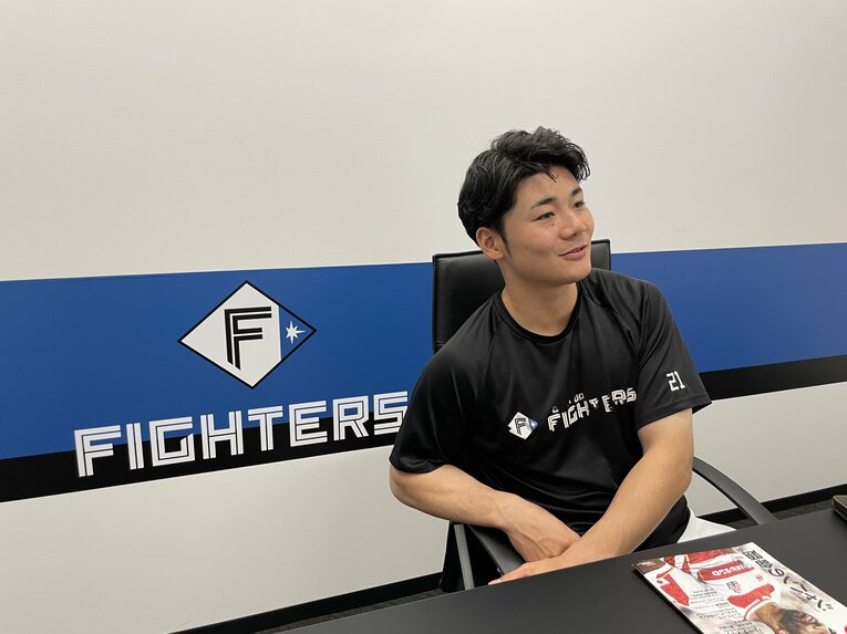 「時間オーバーしても大丈夫ですから！もっとラグビーの話しましょうよ」と笑顔で“延長”を希望した清宮。この取材の後の試合では、あわや満塁弾という特大の一打を放った