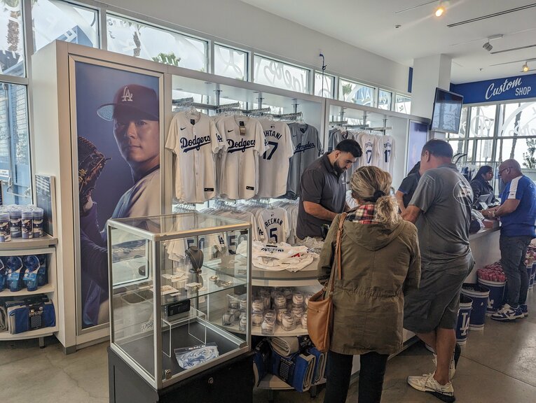 【ドジャース現地観戦写真】山本由伸の看板も　©Aki