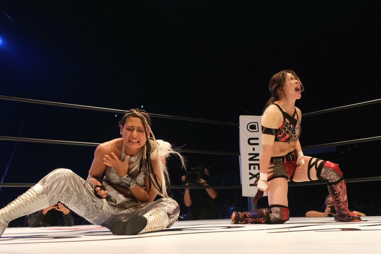 殴り続けた鈴季すず、抱きしめたジュリア…スターダムリーグ戦“最大のカード”は何を残したか？「本当の姉妹」「憎しみは晴れた」(31)