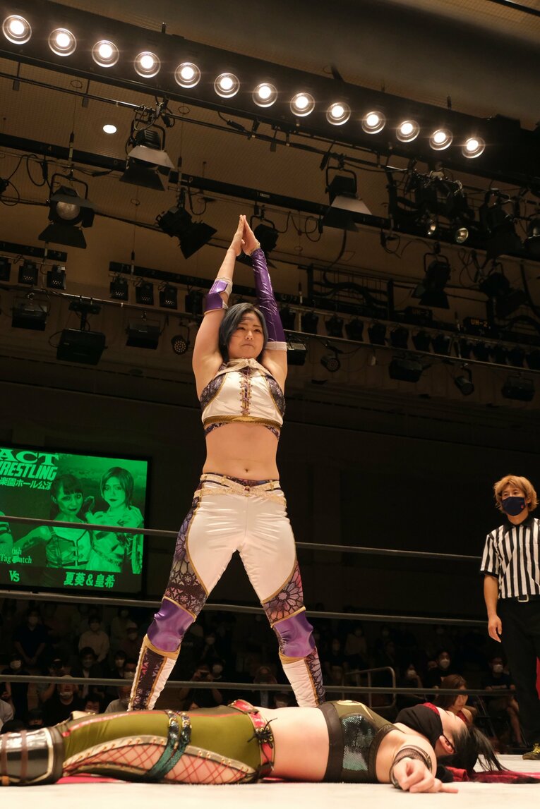 「闘うグラドル」もデビュー、アクトレスガールズの“華がスゴい”新人たちの裏で…エース・青野未来が泣いた理由「まったく追いつけていない」(42)