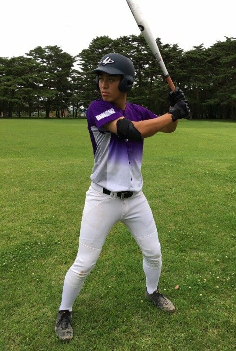 横浜隼人・水谷監督の見果てぬ夢。花巻東に預けた息子・公省と甲子園で。(2)