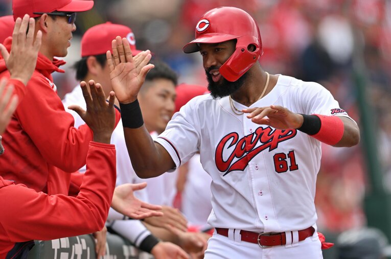 好調な打線を牽引するファビアン。ドミニカ出身の27歳 ／ photograph by JIJI PRESS