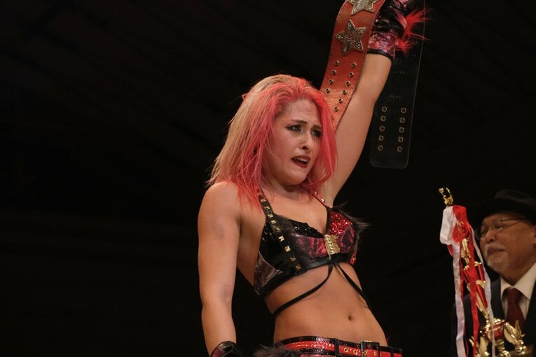 「ジュリアvs鈴季すず」はなぜ“最高に映える”タイトルマッチだったのか？ 試合直後の“姉妹”が明かしたそれぞれの「25分4秒」(108)