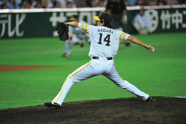 馬原孝浩監督の現役時代　©BUNGEISHUNJU