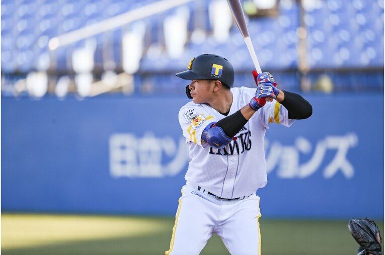 《異例の戦力外通告》が続く終盤戦と浅尾拓也を抜いたヤクルト3年目ドラ1・清水昇の日本新「48ホールド」 〈週刊セパ記録〉(25)