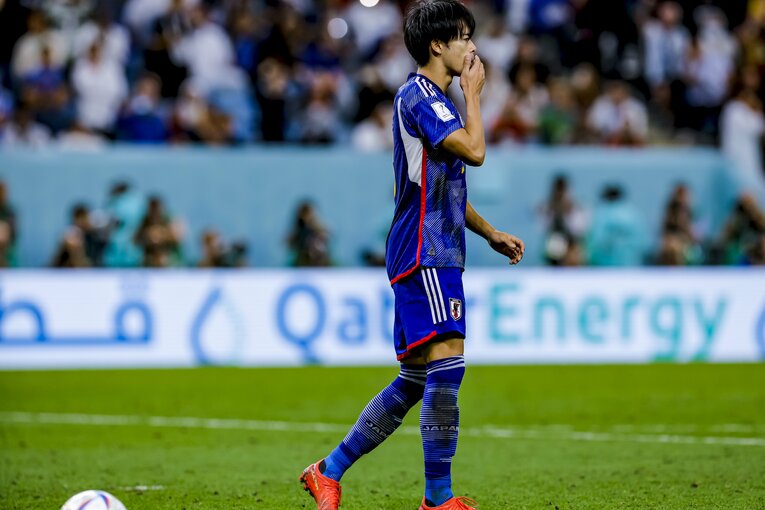 続いて三笘薫が……　©Kiichi Matsumoto/JMPA