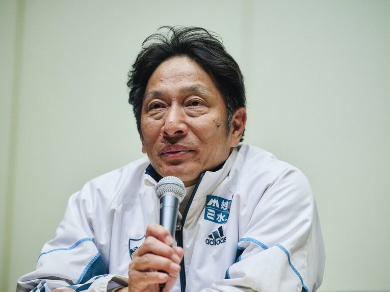 長距離界の未来に向けて熱弁をふるった原監督　©Yuki Suenaga
