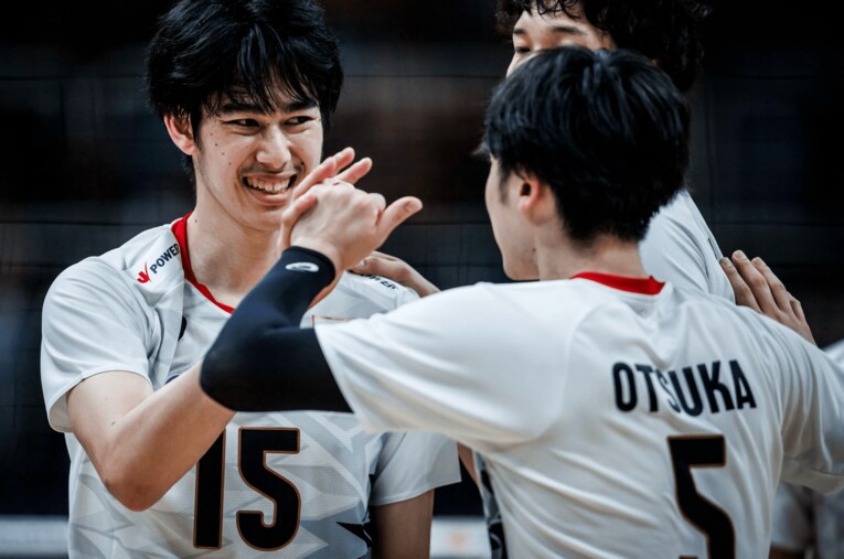 甲斐優斗（VNLイタリア戦）　©︎Volleyball World