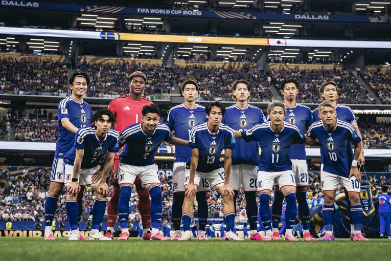 決勝トーナメント進出を決めた日本チーム。初戦の相手はブラジルに決まった　©Kiichi Matsumoto/JMPA