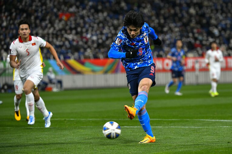 ジーコも期待を寄せるFW上田綺世　©︎Takuya Sugiyama/JMPA