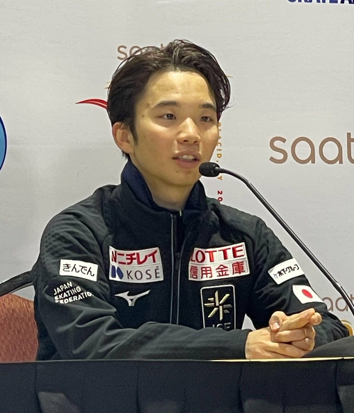 涙の跡を残しながら、演技後に思いを述べた友野 ©Akiko Tamura