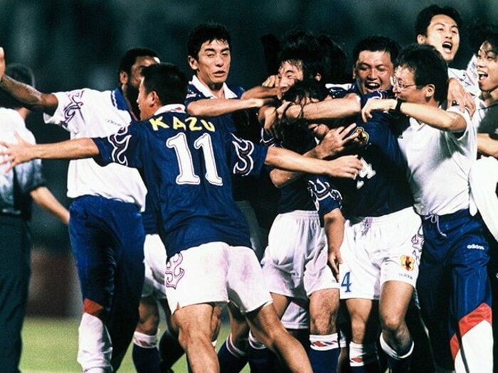 井原正巳の献身とジョホールバル。1998W杯予選、解説席からの記憶。<Number Web> photograph by Sports Graphic Number