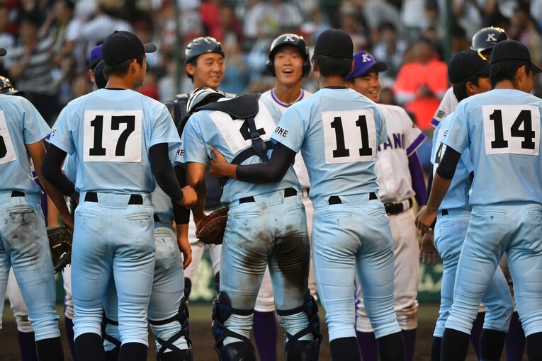 【コマ送りで見る】第100回大会、語り継がれる甲子園の名場面「９回無死満塁から２ランスクイズの決定的瞬間を振り返る　©Hideki Sugiyama