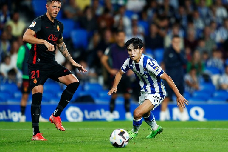 「クボは戦える＋鬼気迫るプレー」決定機逸もソシエダサポ“交代後の拍手”が示す高評価…久保建英vs古巣マジョルカを撮った(41)