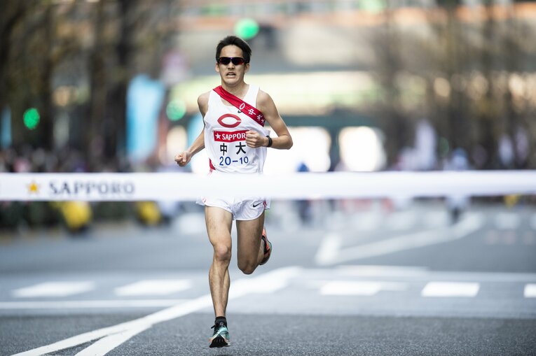 初めて箱根駅伝を走った4年の二井。実はある人に捧げる力走だった　©Yuki Suenaga