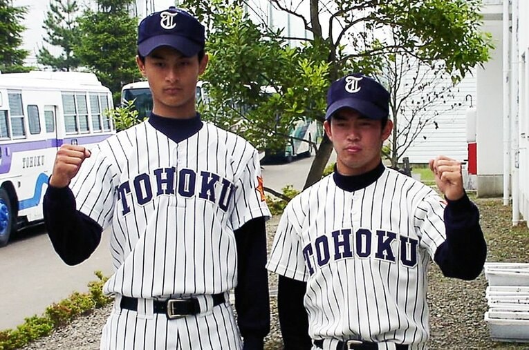 ダルビッシュ有、高井雄平／東北 ／ photograph by Sankei Shimbun