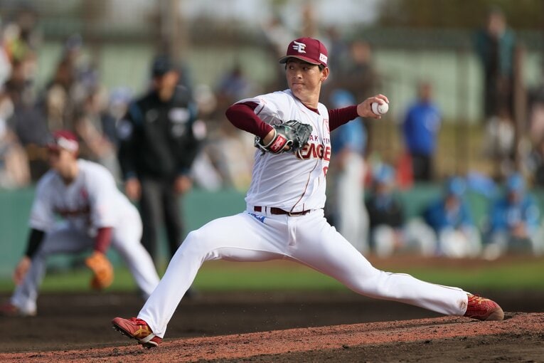 近江高時代にバッテリーを組んだ林優樹は楽天入り　©JIJI PRESS