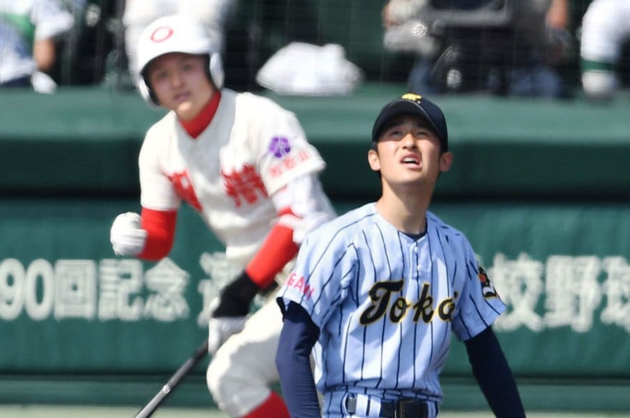 ベンチに反し「打っちゃいました」。智辯和歌山を後押しした勢いの正体。<Number Web> photograph by Kyodo News