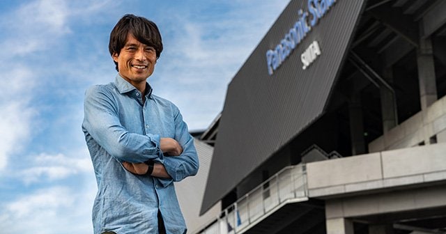 ROTEIRO　公式球　AS5600 宮本恒靖選手直筆サイン入り　サッカーボール ROTEIRO 公式球 AS5600 宮本恒靖選手直筆サイン入り サッカーボール