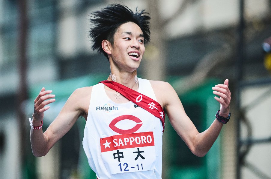 箱根駅伝、青学大・明大との“差”に苦しみ…中央大1年生キャプテンが泣いた“どん底の日”、名門が10年ぶり「シード権」で復活するまで<Number Web> photograph by Yuki Suenaga