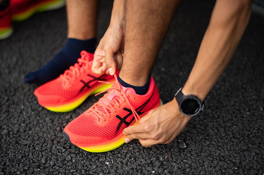 いざ大学駅伝シーズン始動。ASICS「METASPEED」を履いた早稲田&帝京の選手はどんな夏を過ごしたか。<Number Web> photograph by Nanae Suzuki