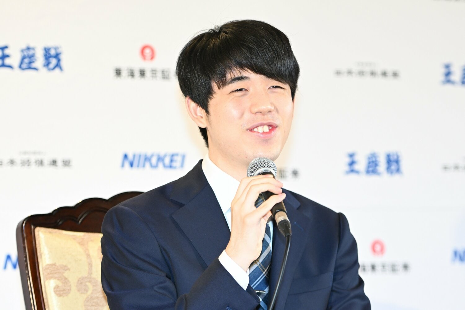 八冠を達成した藤井 ©Keiji Ishikawa