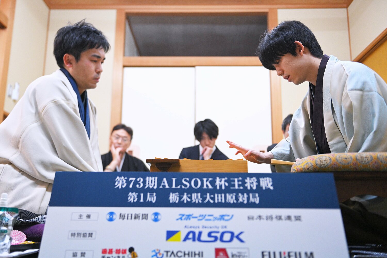 大田原の地で相まみえた2人（代表撮影）©JIJI PRESS