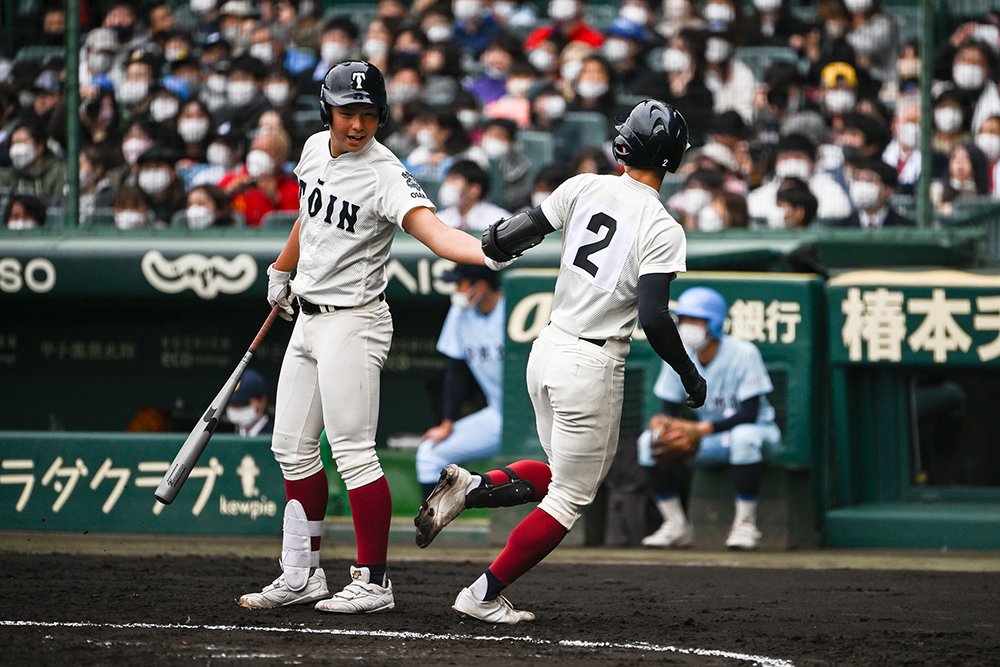 松尾、丸山、海老根が並ぶクリーンアップは超高校級だ（センバツ時）　©Nanae Suzuki