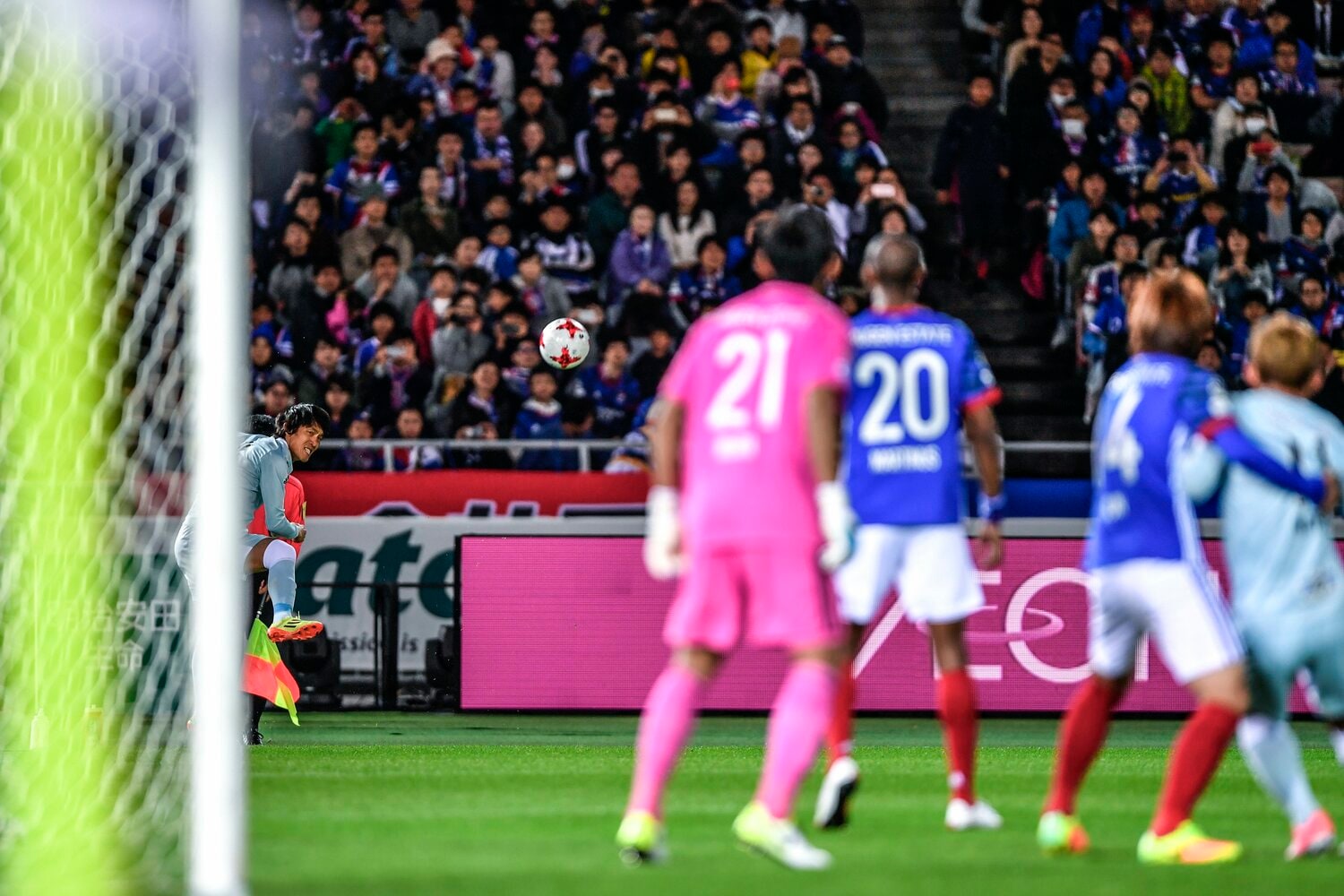 ジュビロ磐田時代、古巣である日産スタジアムでのコーナーキック(2017年) ©︎Takuya Sugiyama