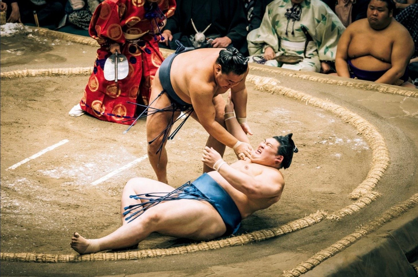 横綱昇進後、初の皆勤だった五月場所の千秋楽。1歳年下の大の里を力強く倒した　©Kiichi Matsumoto / JMPA
