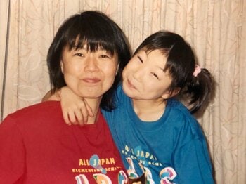 福島移住した母娘を襲った大震災…“わたがしペア”東野有紗の母が語る13年前の壮絶な記憶「最初はバドミントンさせるつもりはなかった」＜Number Web＞ photograph by Hiromi Higashino